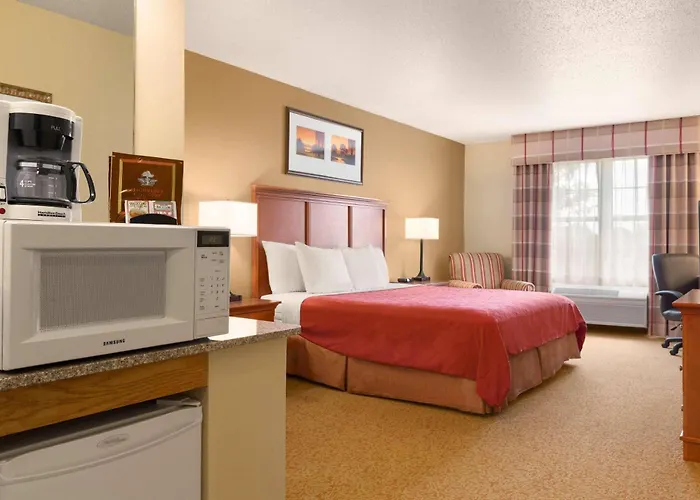 Country & By Radisson, Sycamore, Il Hotel 3*