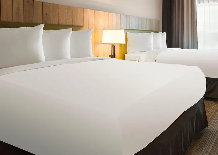 Hotel Country & By Radisson, Sycamore, Il 3*